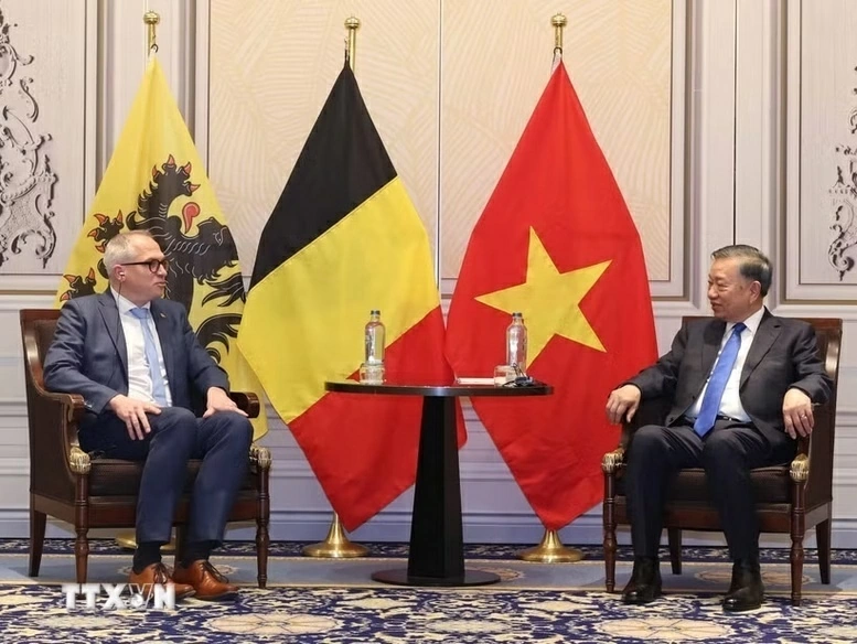 General Secretary, President To Lam receives Minister-President of Belgiums Flanders Matthias Diependaele