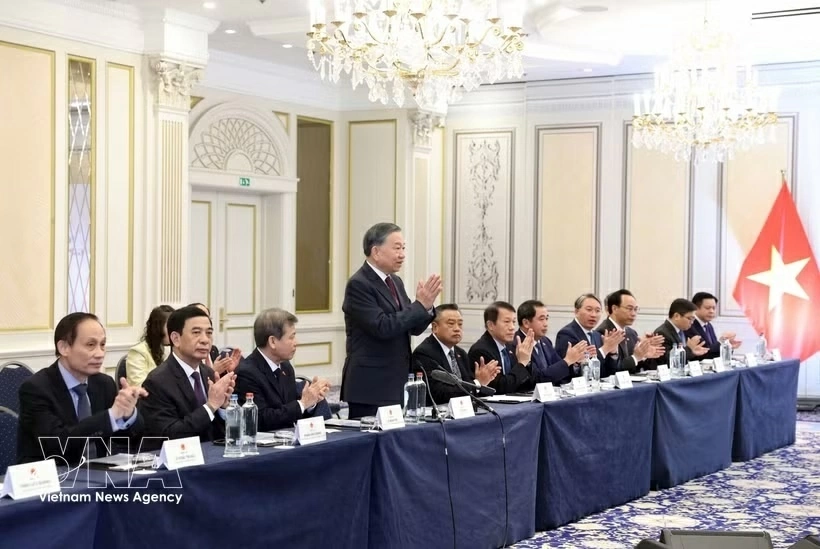 General Secretary, President To Lam meets Vietnamese intellectuals in Belgium, Luxembourg