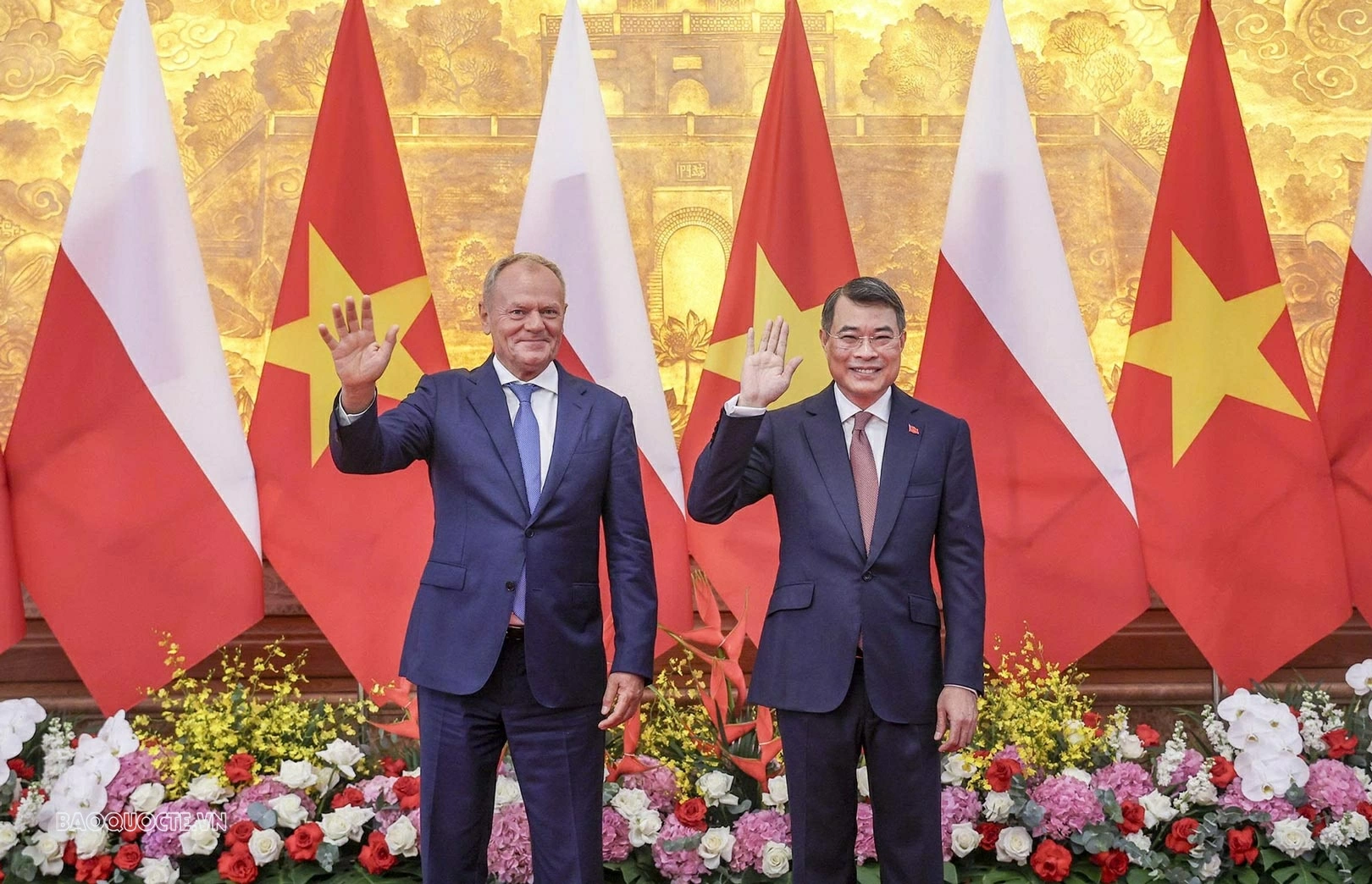 Welcome ceremony held for Polish Prime Minister Donald Tusk in Hanoi Welcome ceremony held for Polish Prime Minister Donald Tusk in Hanoi
