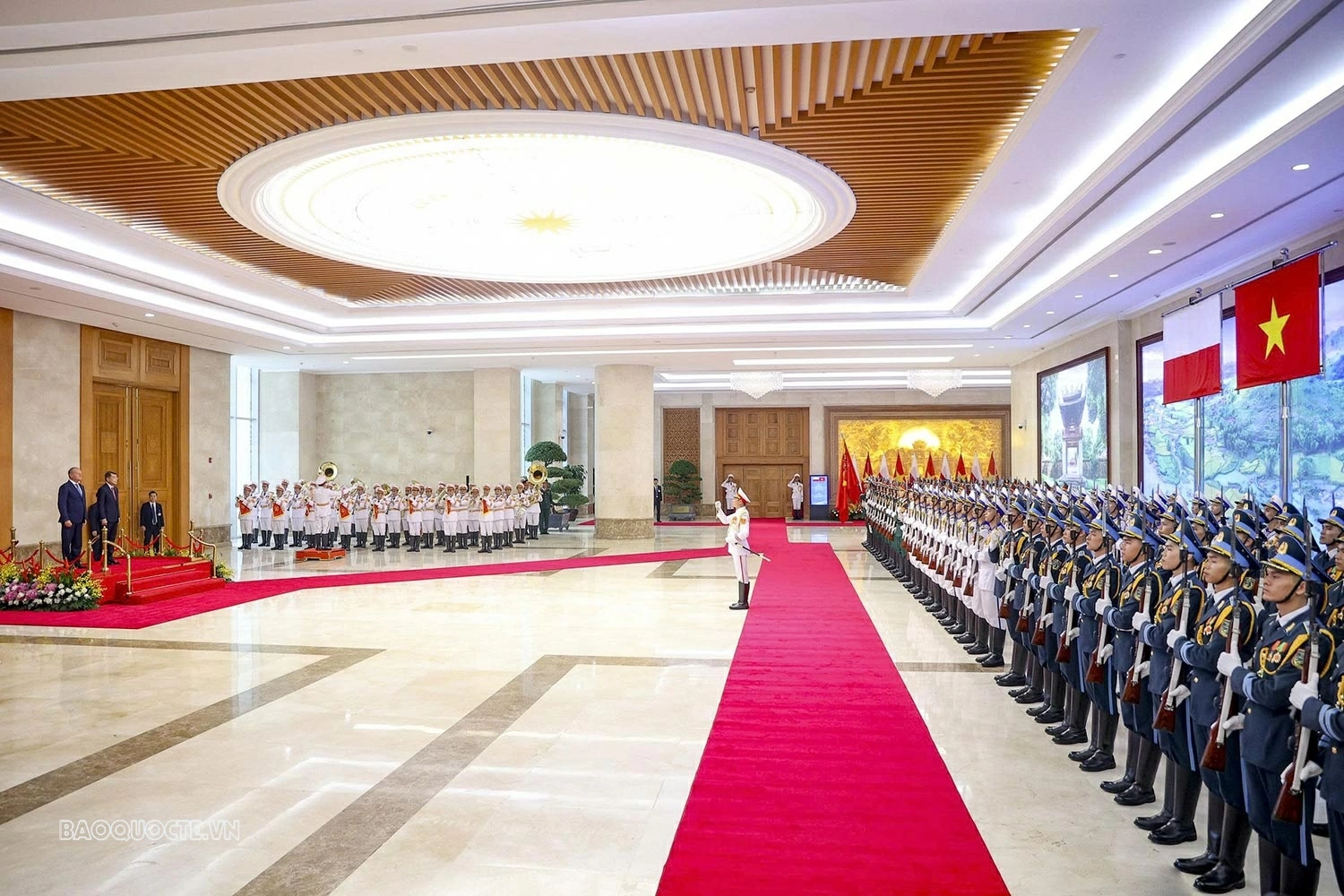 Welcome ceremony held for Polish Prime Minister Donald Tusk in Hanoi Welcome ceremony held for Polish Prime Minister Donald Tusk in Hanoi