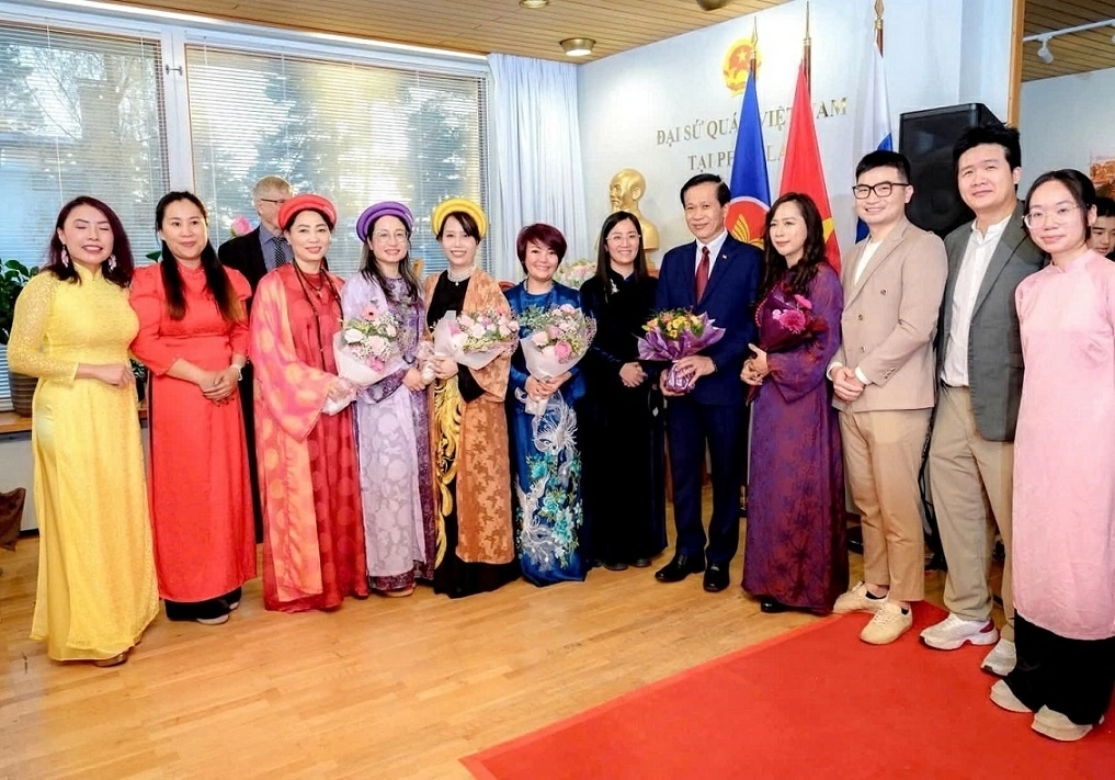 Vietnamese Ao Dai Association launched in Finland, celebrating Vietnam Culture Day and National Great Unity Day 2026