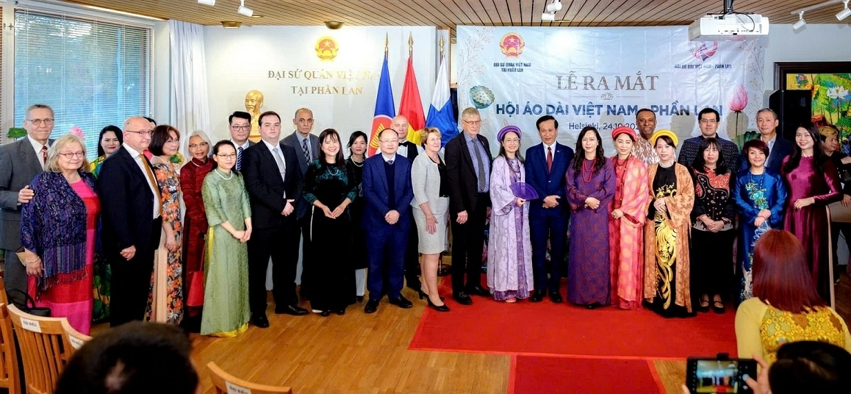 Vietnamese Ao Dai Association launched in Finland, celebrating Vietnam Culture Day and National Great Unity Day 2026