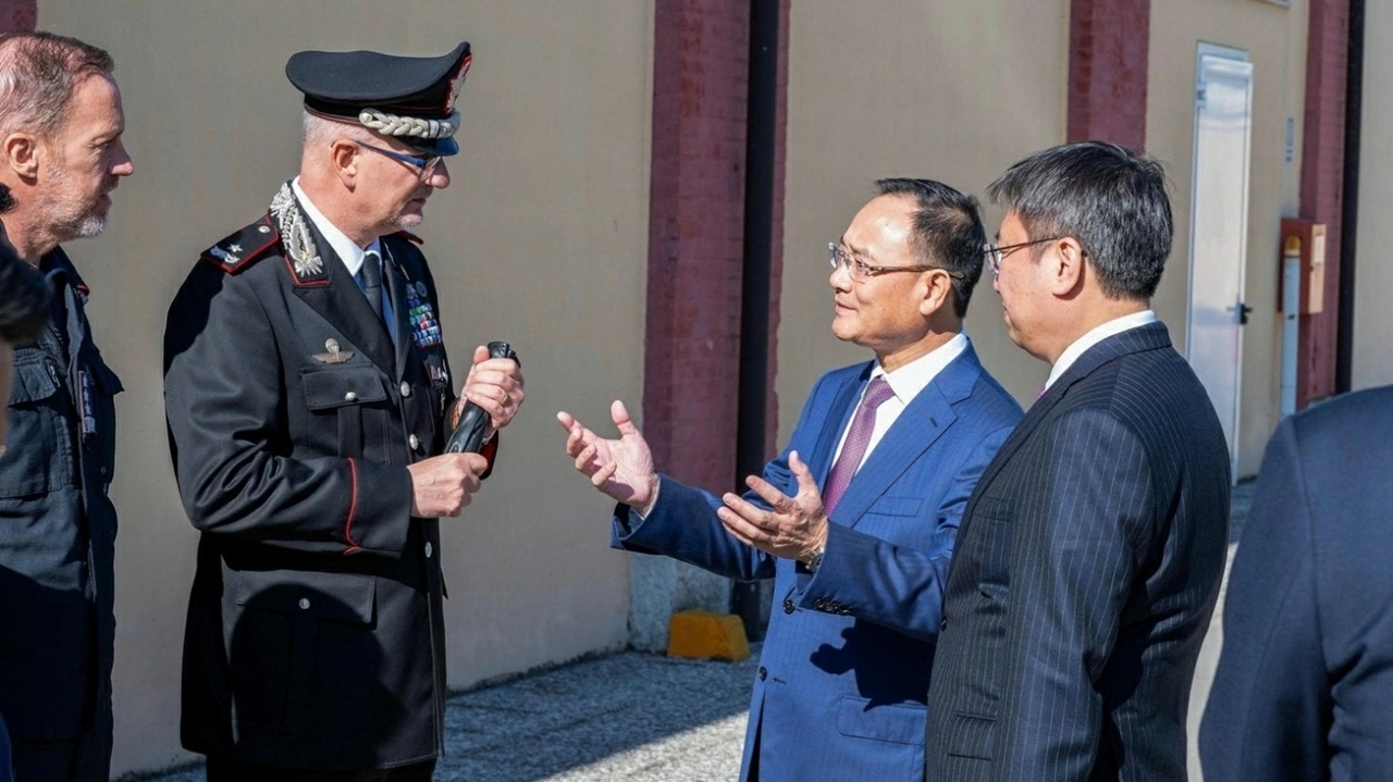 Deputy Minister of Public Security Pham The Tung visits Italy’s Centre of Excellence for Stability Police Units (CoESPU)