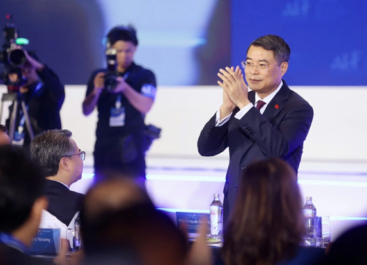 AEF 2026: Prime Minister Le Minh Hung attends opening session, sends message of Vietnam’s readiness to cooperate for shared development AEF 2026: Prime Minister Le Minh Hung attends opening session, sends message of Vietnam’s readiness to cooperate for shared development