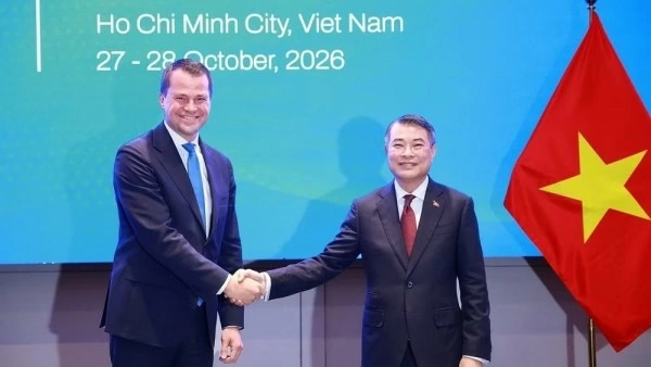 AEF 2026: PM Le Minh Hung receives WEF Managing Director, call for support in attracting investment and technology transfer