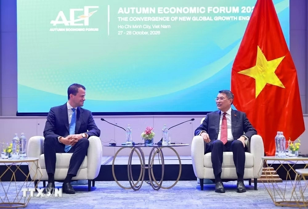 AEF 2026: PM Le Minh Hung receives WEF Managing Director, call for support in attracting investment and technology transfer