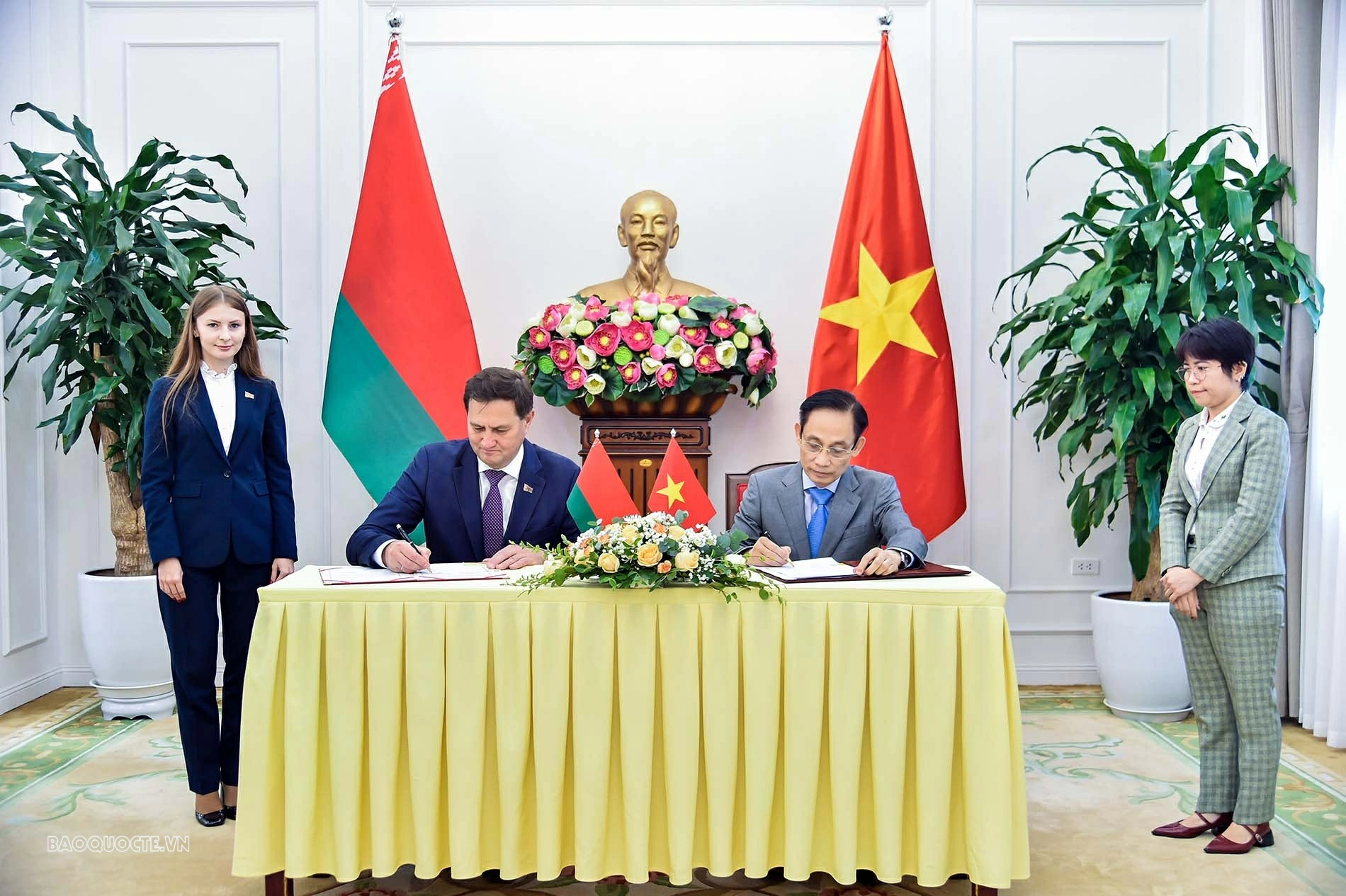 FM Le Hoai Trung, Belarusian counterpart Maxim Ryzhenkov hold talks to strengthen strategic partnership FM Le Hoai Trung, Belarusian counterpart Maxim Ryzhenkov hold talks to strengthen strategic partnership