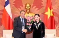 prime minister bids farewell to outgoing chilean ambassador