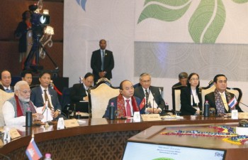 Vietnamese PM attends ASEAN-India Commemorative Summit