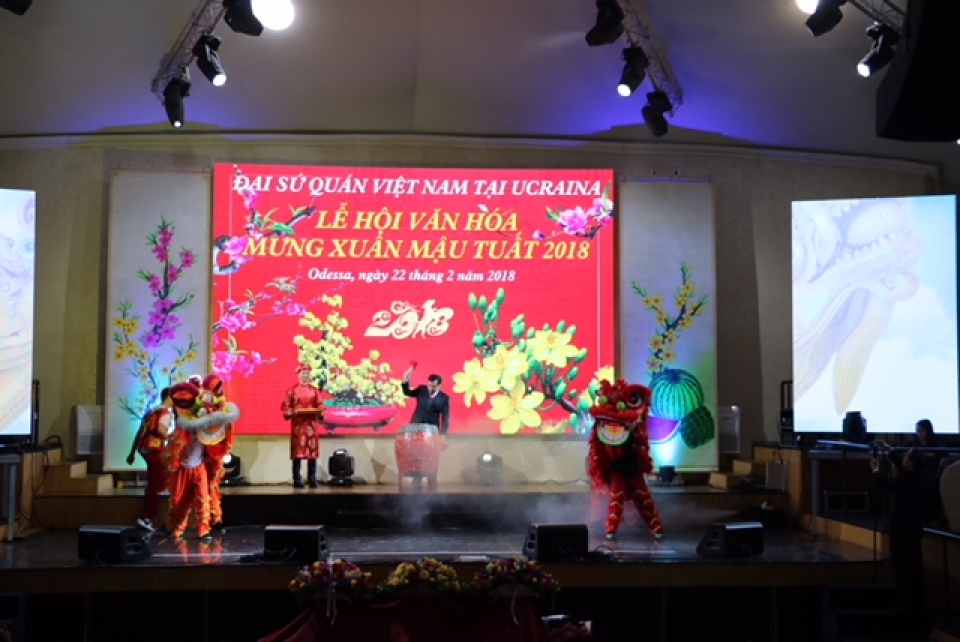 spring festival kicks off vietnamese culture year in ukraine