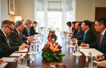 Vietnam willing to support New Zealand to organize APEC 2021