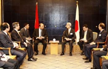 Prime Minister meets Japanese entrepreneurs