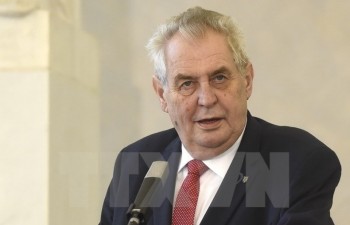 Czech President starts State visit to Vietnam