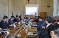 swedish ambassador highly values quality of thanh ha litchi