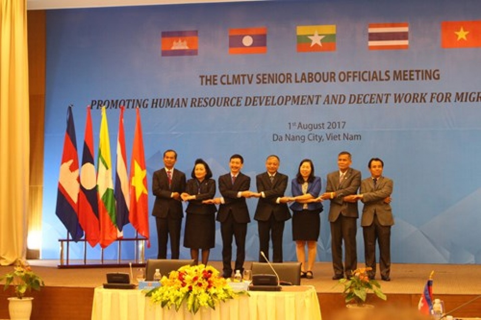 vietnam laos beef up cooperation in labour social welfare