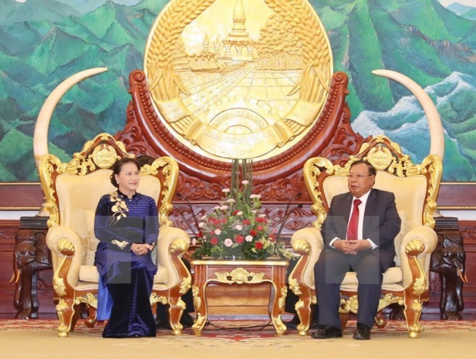 na chairwoman pays courtesy call on top lao leader