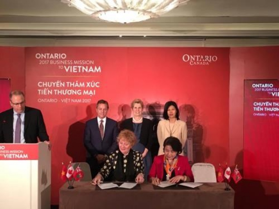 ontario delegation ink six agreements in vietnam visit