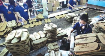 Vietnam’s footwear industry threatened by automation