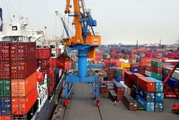 Ha Noi moves to tackle widening trade deficit