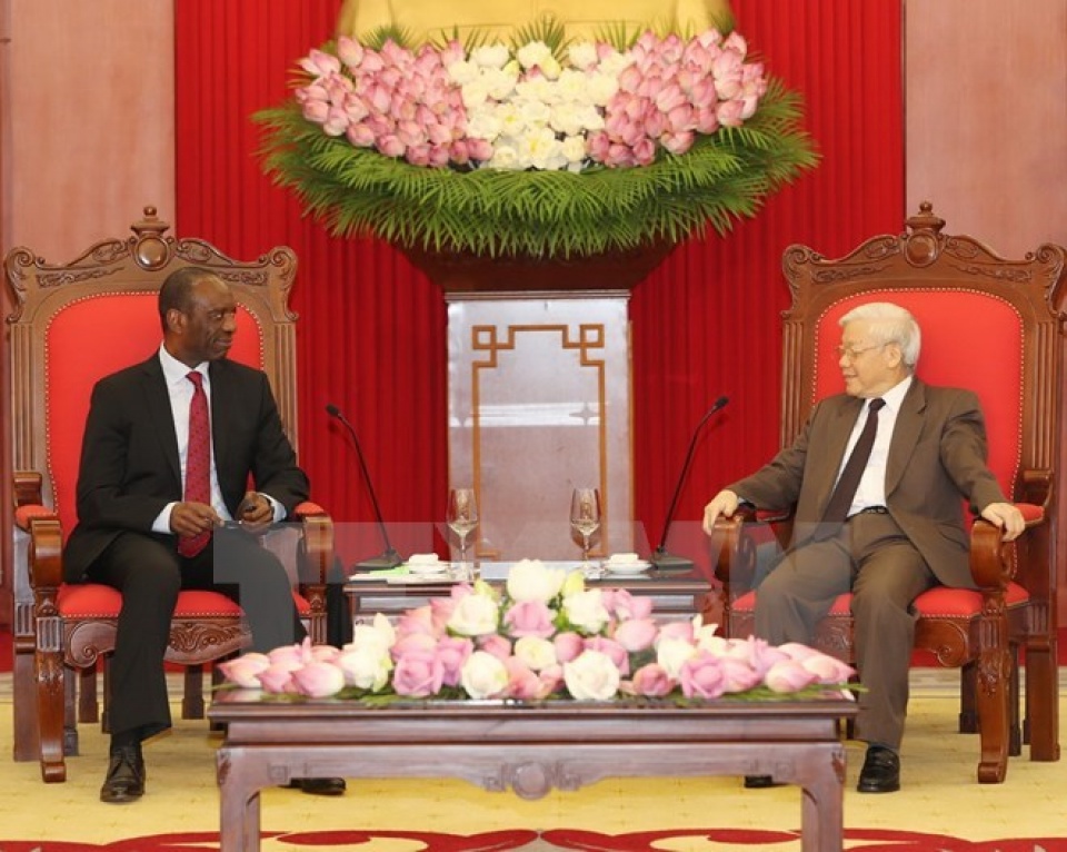 party chief hopes for deepened ties between vn mozambican parties