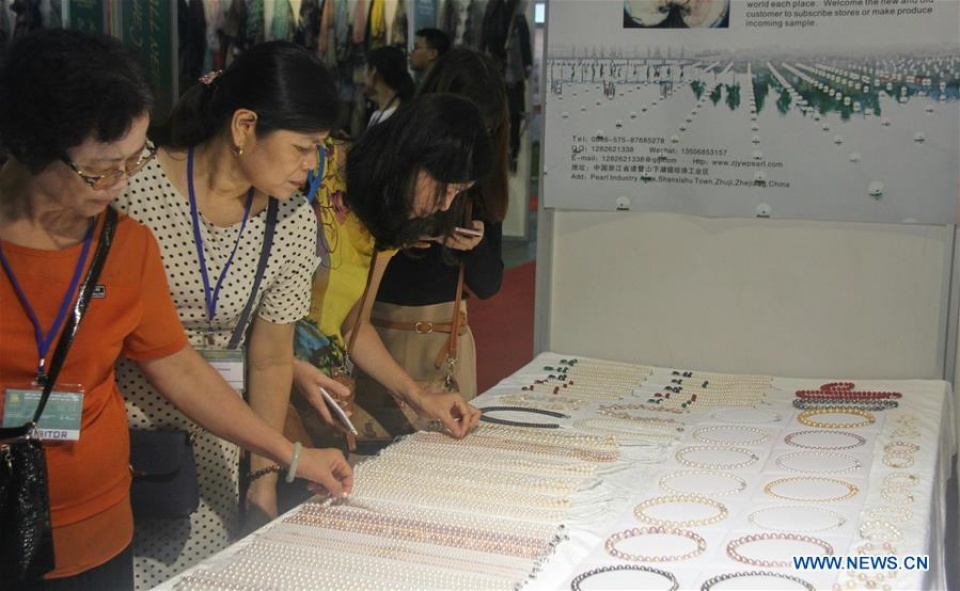 over 100 zhejiang firms display products at export fair in ha noi