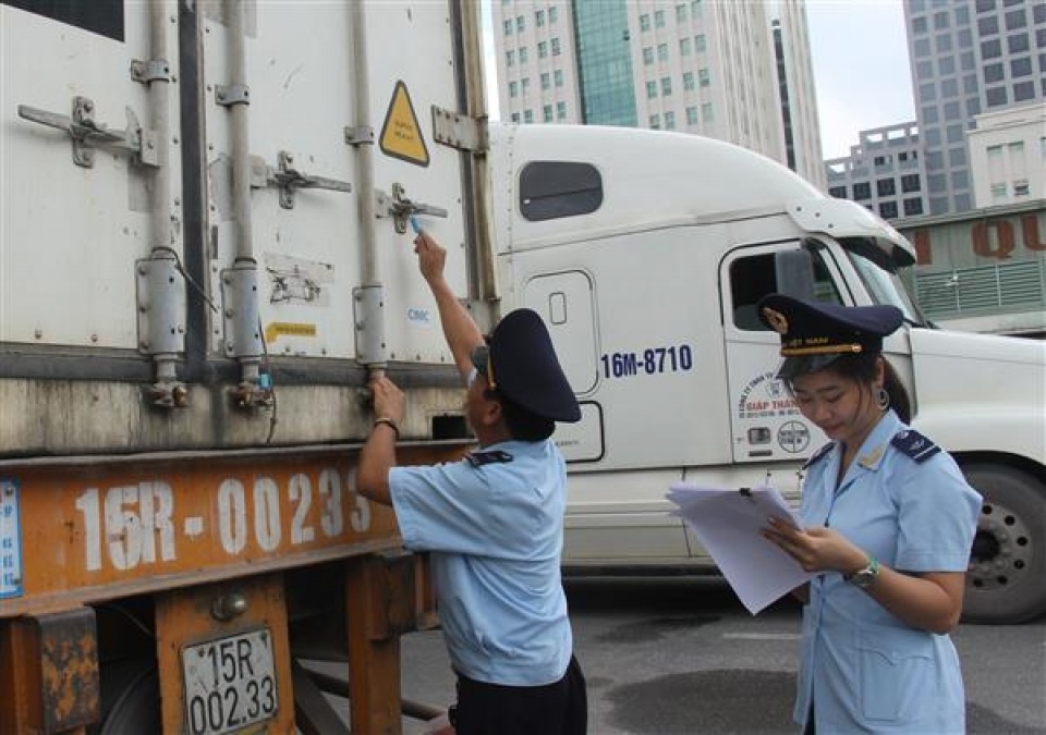 vietnam customs holds dialogue with european businesses