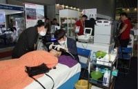 vietnam attends pharma and healthcare exhibition in india