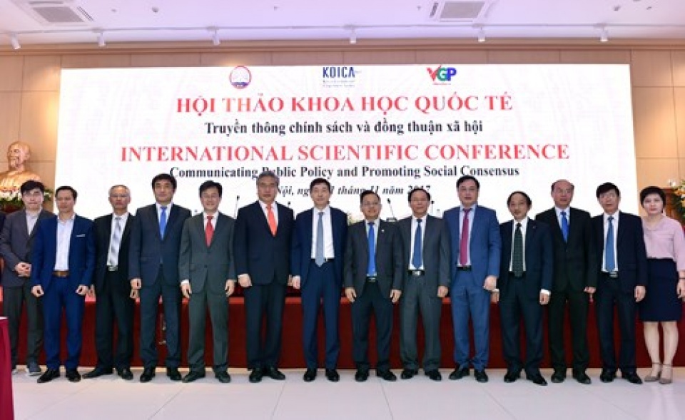 vietnam rok share experience in policy communication