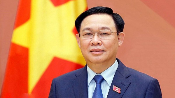 national assembly chairman vuong dinh hue visit to laos