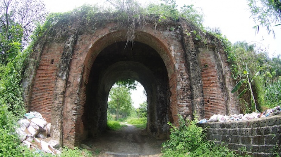 co loa the oldest citadel in vietnam