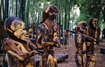 The Wooden Statues of Tay Nguyen