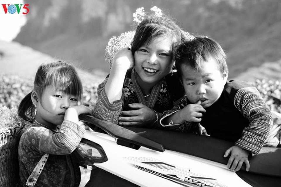 happiness felt in families in vietnam