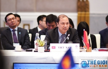 Vietnam attends ASEAN SOM ahead of AMM-52