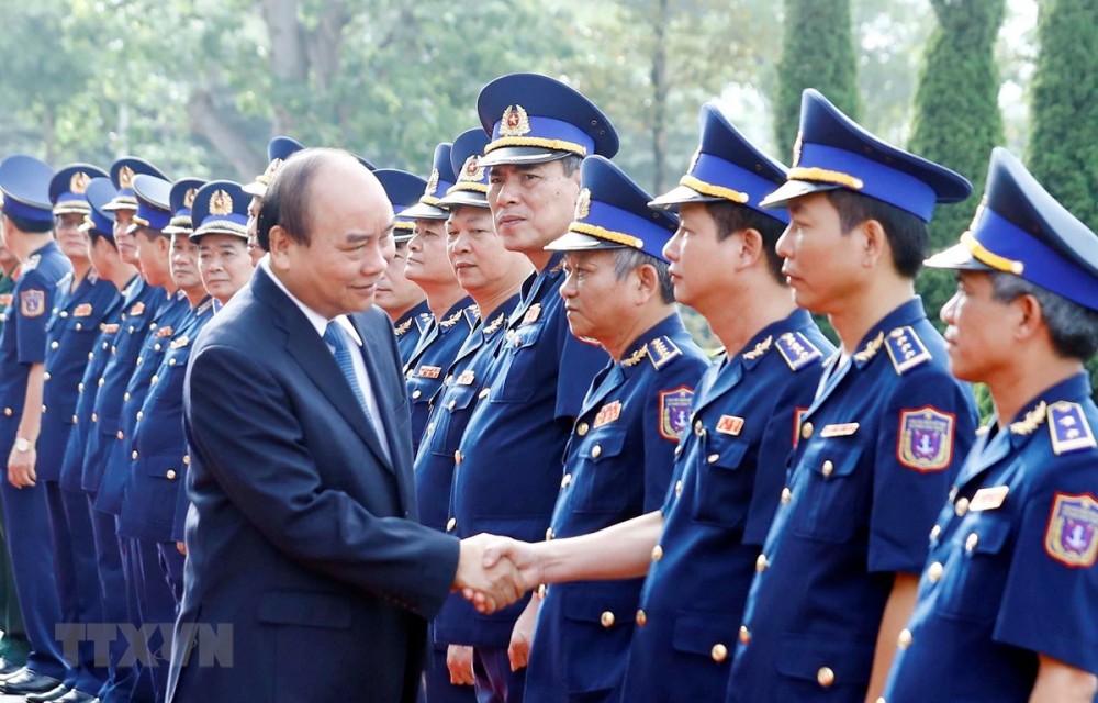 Coast guards bear heavy but glorious responsibility: PM Nguyen Xuan Phuc coast guards bear heavy but glorious responsibility pm nguyen xuan phuc