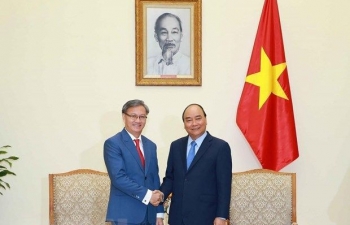 Prime Minister receives outgoing Lao Ambassador