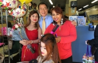 vinh khuat an overseas vietnamese artist loving traditional instruments