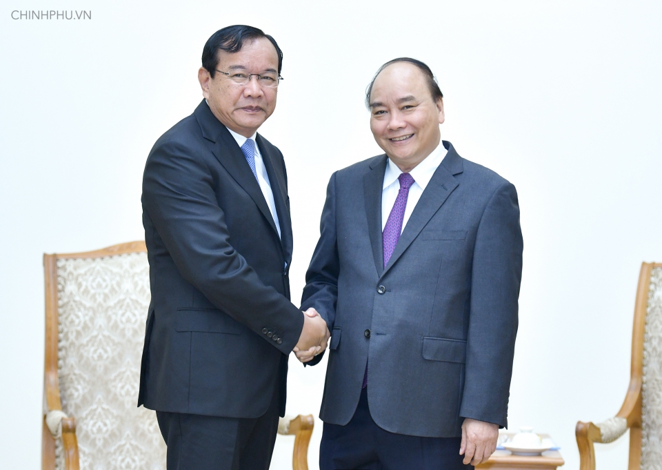 prime minister applauds development of vietnam cambodia relations