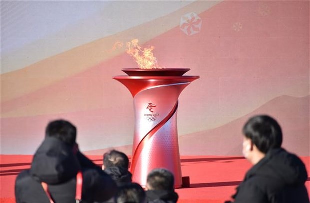 Ngọn đuốc Olympic tại Bắc Kinh (Trung Quốc), ngày 2/2/2022. (Ảnh: THX/TTXVN)