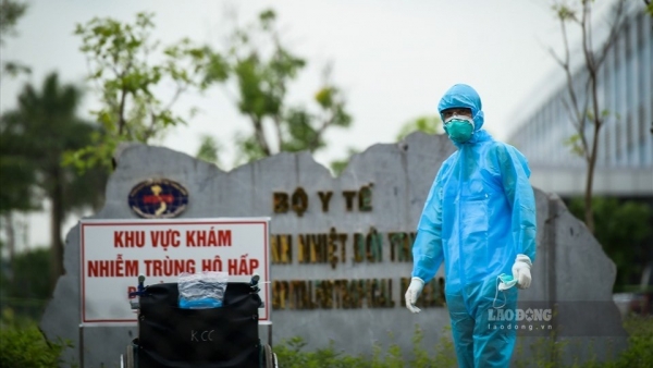 Eight more cases of COVID-19 recorded at Hanoi-based hospital