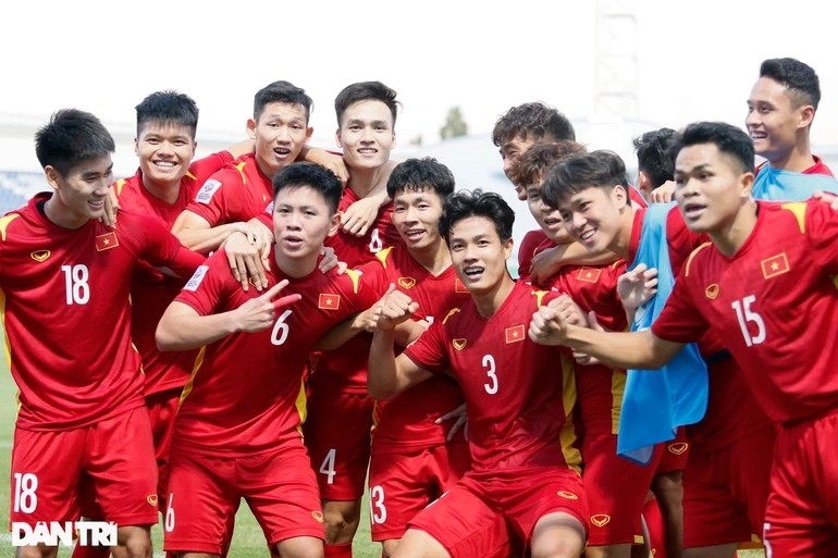 Trận đấu kết thúc với tỷ số hòa 1-1. Hòa đối thủ mạnh Hàn Quốc, U23 Việt Nam có được 2 điểm/2 trận và chỉ cần thắng U23 Malaysia ở lượt cuối cùng bảng C giải U23 châu Á (20h00 ngày 8/6), đoàn quân HLV Gong Oh Kyun sẽ đi tiếp vào tứ kết.