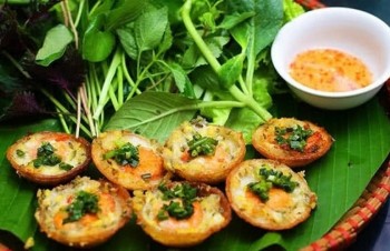 Banh Khot – A tasty crispy pancake in southern Vietnam