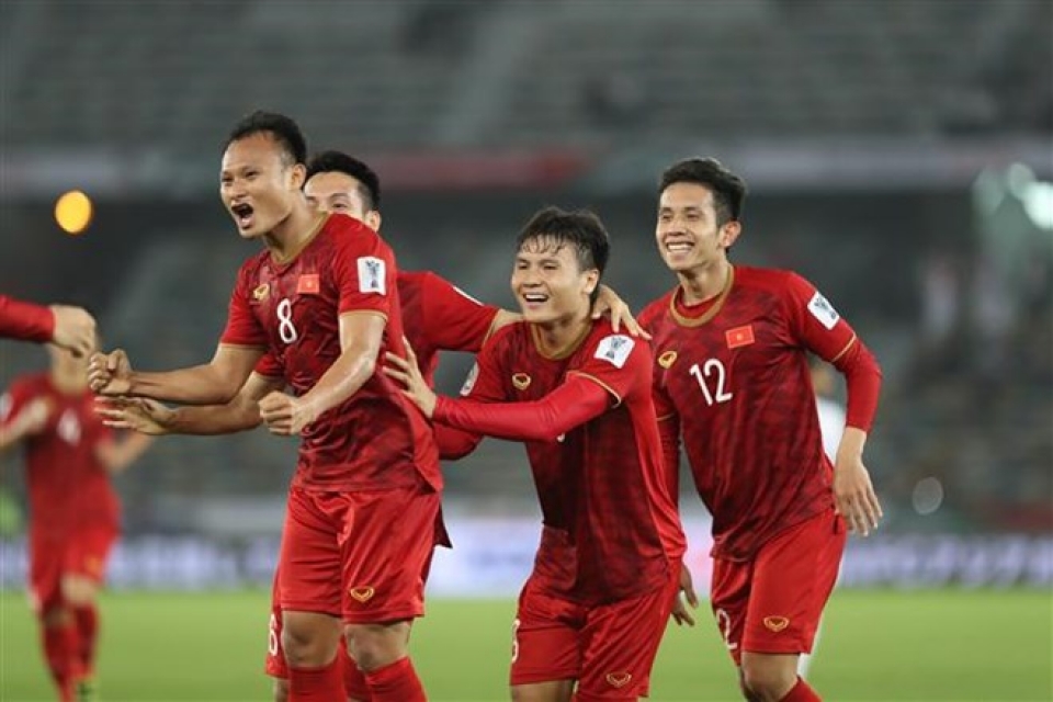 vietnam lose 2 3 to iraq in afc asian cups opener