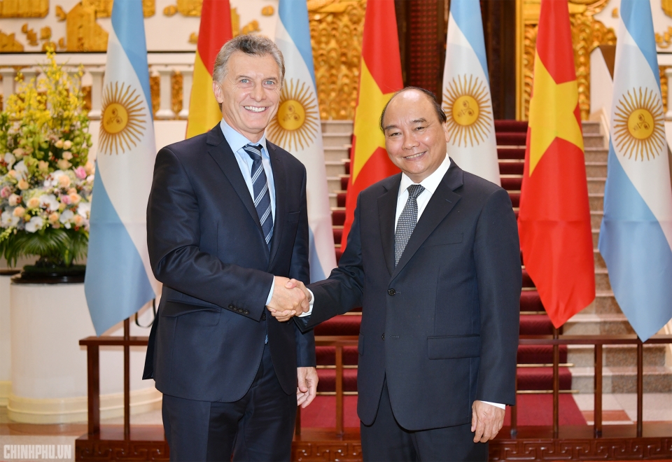 vietnam takes argentina as top partner in latin america pm