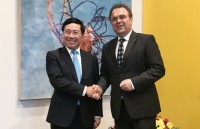 pm welcomes german economic minister
