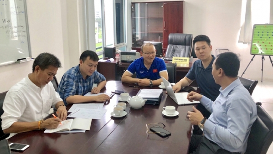 coach park plans selection for vietnam u23 team