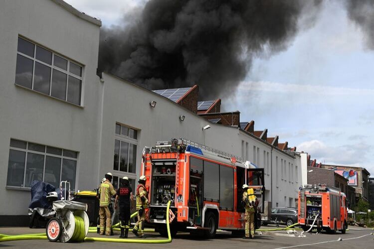 vietnamese owned house in germany catches fire