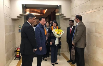 Vice President Dang Thi Ngoc Thinh embarks on visit to India