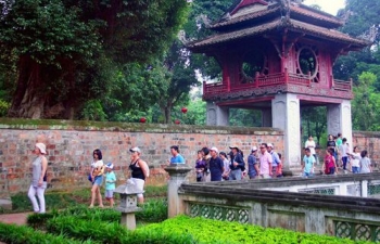 Ha Noi hosts more than 1.3 million visitors in February