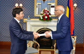 Mauritian leaders hope to improve relations with Vietnam