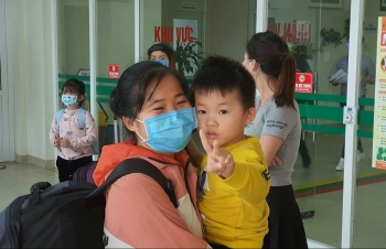 30 people returning from Wuhan exit quarantine facility